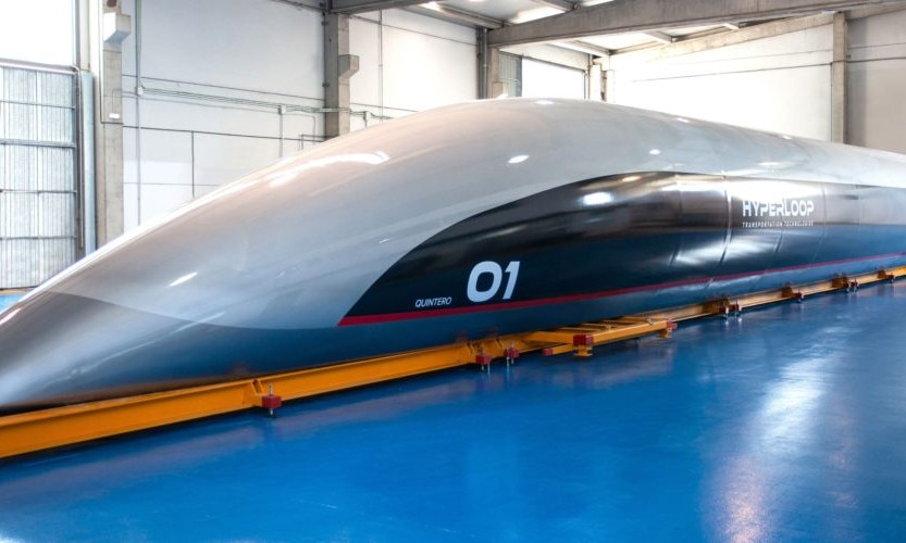 В Іспанії представили першу пасажирську капсулу Hyperloop
