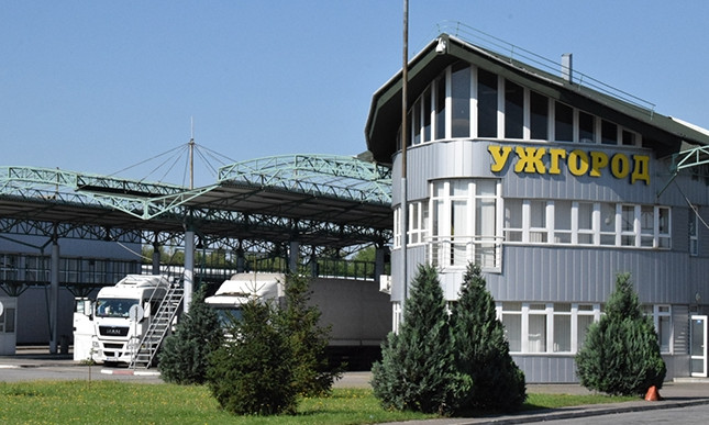 Словакия закроет границы с Украиной