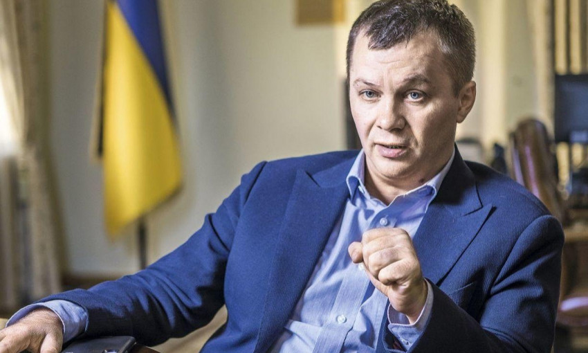 "Толкаем на коррупцию": Милованов опять пожаловался на маленькую зарплату чиновников (ВИДЕО)