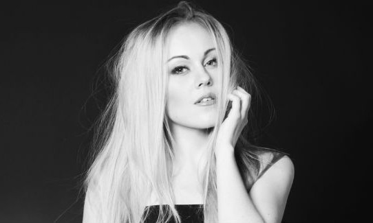 У певицы Alyosha вышел новый клип