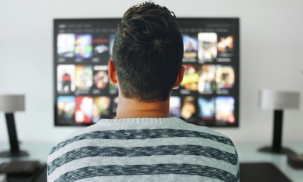 Пиратским сайтам в Украине отключили плеер: что произошло