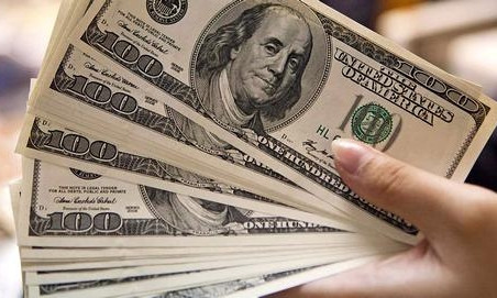 На що витрачають гроші українські заробітчани