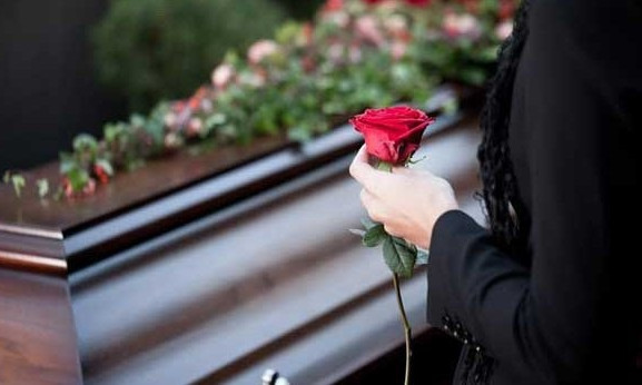 Под Киевом ритуальные службы не поделили покойника. Итог - четверо раненых