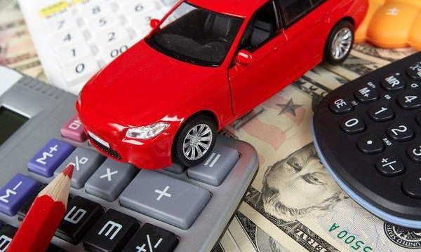 Фискалы упростили процедуру продажи растаможенных автомобилей