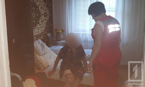 Спасатели помогли пенсионерке, которая несколько часов звала на помощь