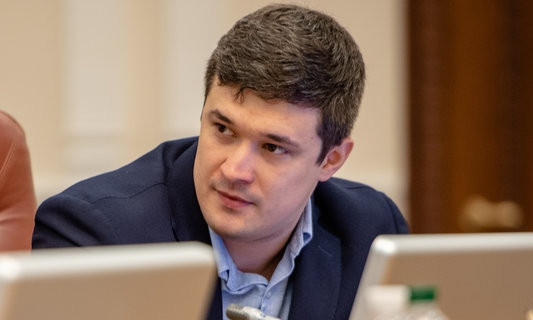 В Минцифре хотят заменить официальные пресс-релизы влогами