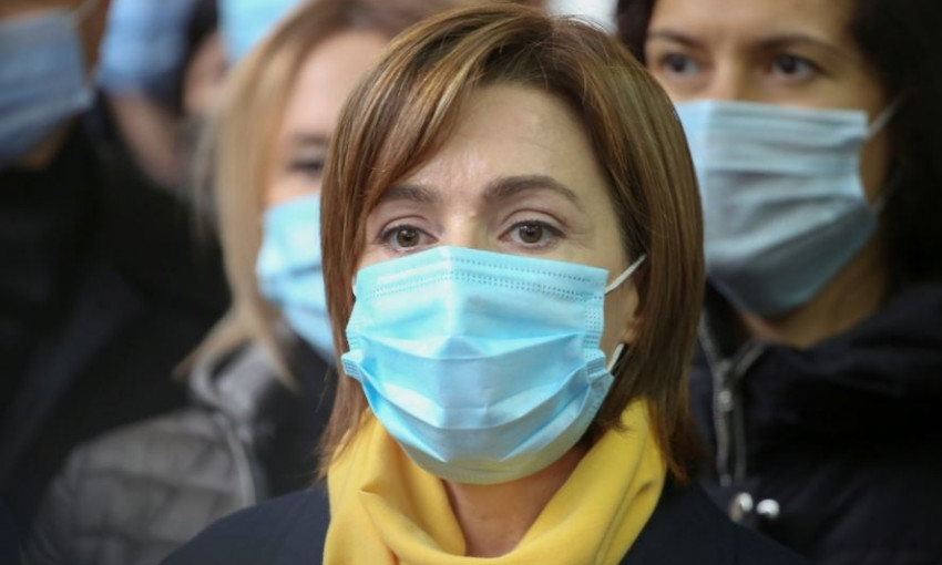Скромность украшает: президент Молдовы приехала в Киев на автобусе