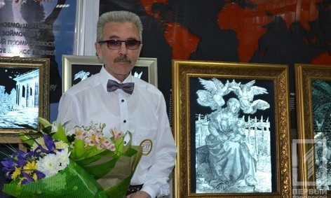 Шедевры на стекле: уникальный криворожский мастер - Василий Пилка