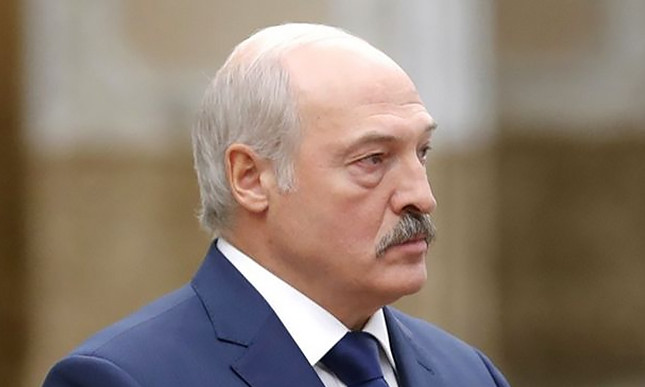 Лукашенко требует уволить учителей, которые не согласны с государственной идеологией
