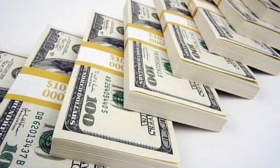 Президент криворожского хоккейного клуба разыгрывает 1000 долларов