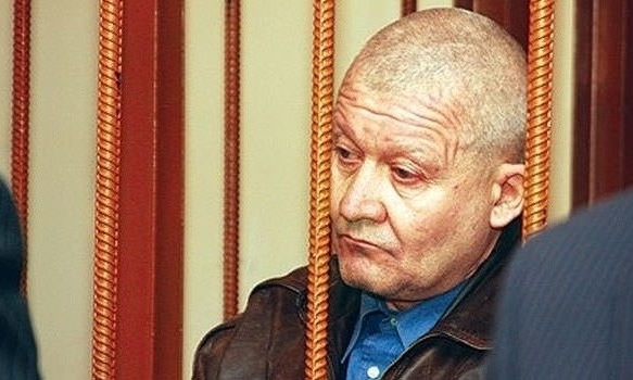 Как «украсили» могилу самого кровавого маньяка Украины
