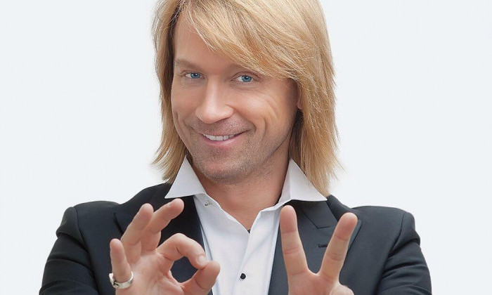 Олег Винник исполнил мечту юной поклонницы