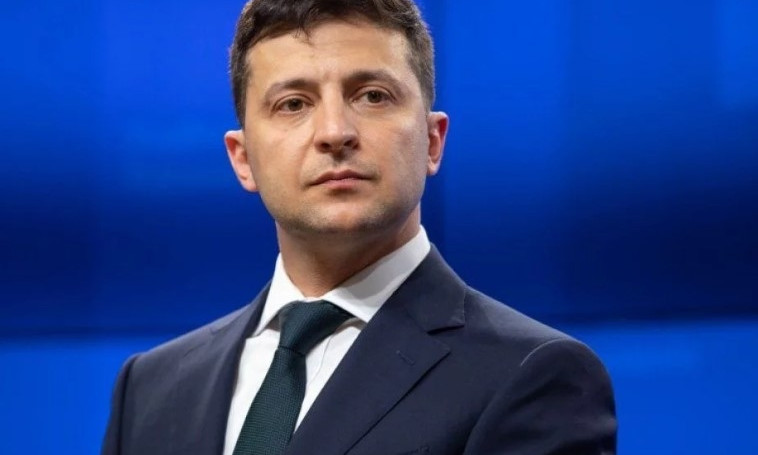 В армию с 18 лет: Зеленский изменил срок призыва