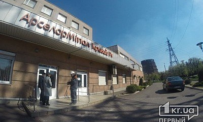 На аглофабрике в Кривом Роге произошел обвал экстакады: погибла женщина
