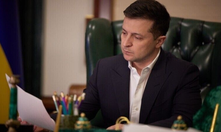 «Это было трудное решение», - Владимир Зеленский прокомментировал санкции против телеканалов