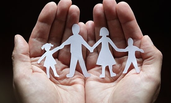 Дюжина кумедних жартів про сім'ю