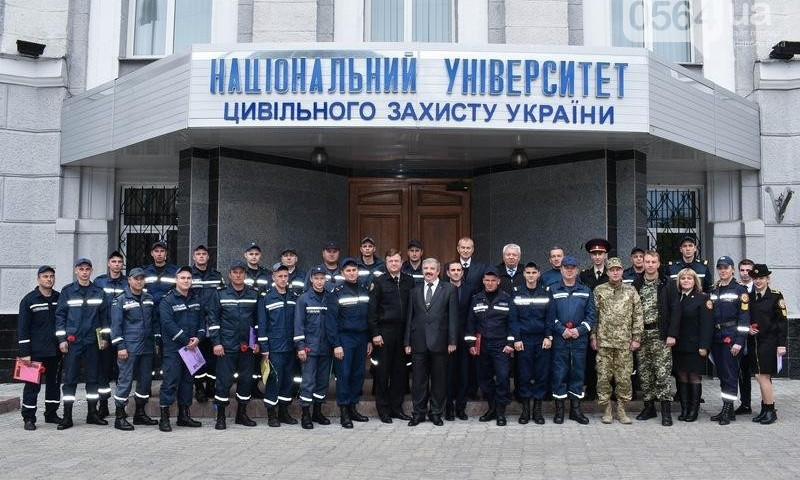 Спасателя из Кривого Рога наградили медалью "За отвагу"
