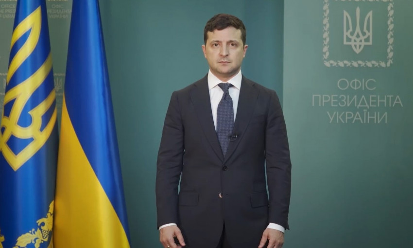 "Мы стадо или нация?": Владимир Зеленский записал обращение и объявил, что все "заказчики" митинга в Новых Санжарах будут наказаны (ВИДЕО)