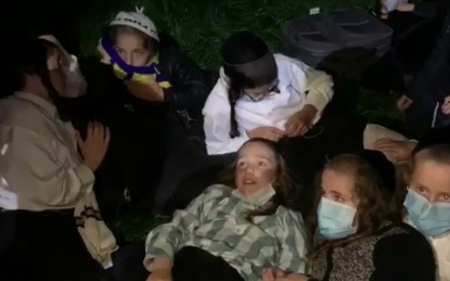 Полторы тысячи хасидов застряли на границе с Беларусью без еды и воды Фото № 0 Полторы тысячи хасидов застряли на границе с Беларусью без еды и воды Фото № 0