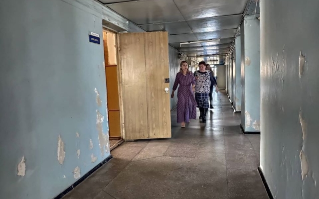 Больница в Рубежном больше похожа на развалины: готова ли она принять больных коронавирусом? (ФОТО) Фото № 3 Больница в Рубежном больше похожа на развалины: готова ли она принять больных коронавирусом? (ФОТО) Фото № 3