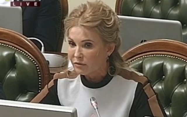 «5 вопросов от Тимошенко»: Юлия Владимировна намерена провести референдум Фото № 0 «5 вопросов от Тимошенко»: Юлия Владимировна намерена провести референдум Фото № 0