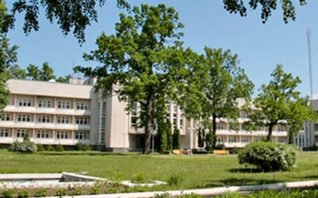 В В