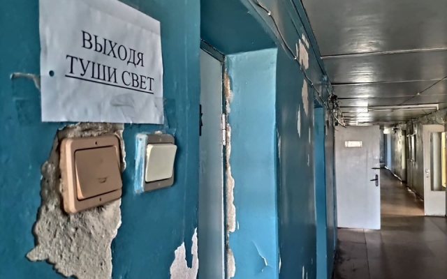 Больница в Рубежном больше похожа на развалины: готова ли она принять больных коронавирусом? (ФОТО) Фото № 4 Больница в Рубежном больше похожа на развалины: готова ли она принять больных коронавирусом? (ФОТО) Фото № 4