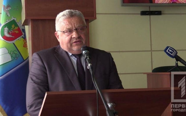 В Кривом Роге медработников поздравили с профессиональным праздником Фото № 3 В Кривом Роге медработников поздравили с профессиональным праздником Фото № 3