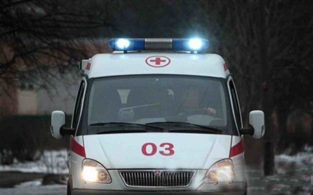 Очередная трагедия в Полтаве: кусок льда разбил голову пенсионеру, мужчина не выжил Фото № 0 Очередная трагедия в Полтаве: кусок льда разбил голову пенсионеру, мужчина не выжил Фото № 0