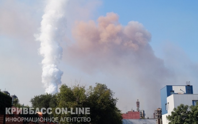 Кривой Рог накрыло красным смогом Фото № 3 Кривой Рог накрыло красным смогом Фото № 3
