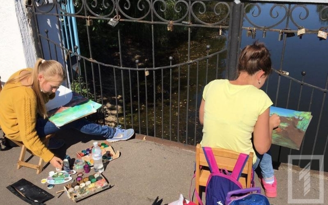 В парке Кривого Рога проходит осенний пленэр под открытым небом Фото № 2 В парке Кривого Рога проходит осенний пленэр под открытым небом Фото № 2