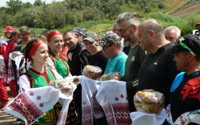 Криворожские гонщики взяли призовые места на соревнованиях в Александрии Фото № 3 Криворожские гонщики взяли призовые места на соревнованиях в Александрии Фото № 3