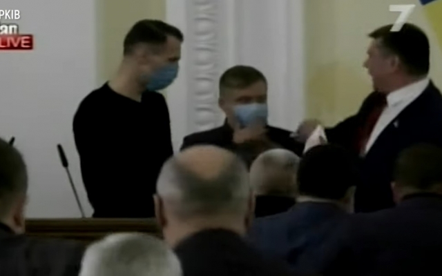 В харьковском горсовете депутата В харьковском горсовете депутата