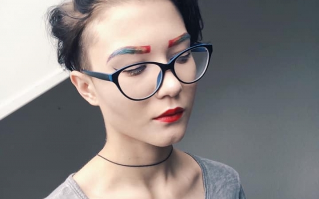 Участница секс-скандала в КНУ вышла замуж за девушку Фото № 1 Участница секс-скандала в КНУ вышла замуж за девушку Фото № 1