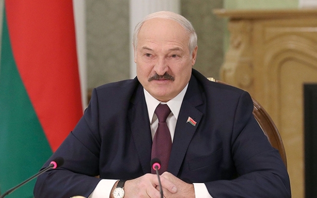 Лукашенко требует уволить учителей, которые не согласны с государственной идеологией Фото № 0 Лукашенко требует уволить учителей, которые не согласны с государственной идеологией Фото № 0
