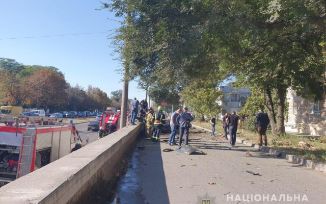 В Днепре возле трассы взорвался автомобиль, не стало двух человек (ФОТО, ВИДЕО) Фото № 0 В Днепре возле трассы взорвался автомобиль, не стало двух человек (ФОТО, ВИДЕО) Фото № 0