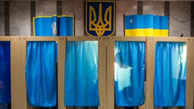 В Славянске для того, чтобы простимулировать горожан прийти на выборы, решили разыграть Айфон Фото № 0 В Славянске для того, чтобы простимулировать горожан прийти на выборы, решили разыграть Айфон Фото № 0
