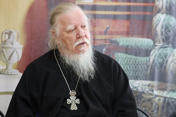 Гражданских жен протоиерей РПЦ Димитрий Смирнов приравнял к Гражданских жен протоиерей РПЦ Димитрий Смирнов приравнял к