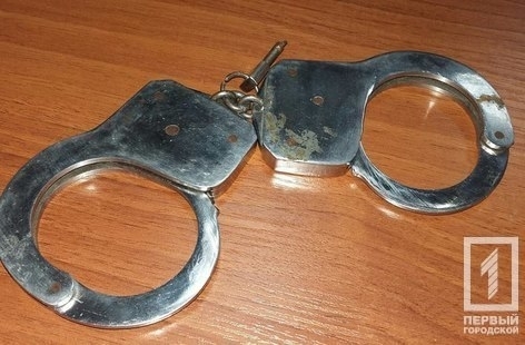 Криворожские копы задержали двух мужчин, которые пытались обокрасть дом Фото № 0 Криворожские копы задержали двух мужчин, которые пытались обокрасть дом Фото № 0