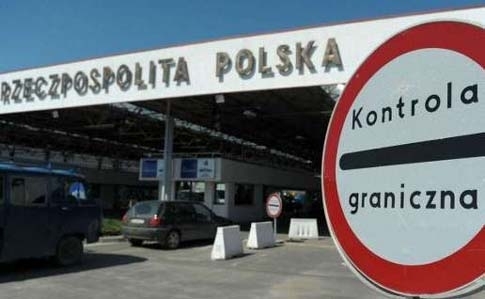 Двух сотрудников украинского посольства в Польше поймали на махинациях: глава МИДа Кулеба отреагировал Фото № 0 Двух сотрудников украинского посольства в Польше поймали на махинациях: глава МИДа Кулеба отреагировал Фото № 0