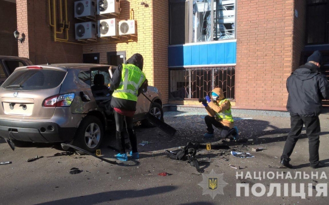 В центре Харькова прогремел взрыв: подорвали машину зятя экс-прокурора Фото № 0 В центре Харькова прогремел взрыв: подорвали машину зятя экс-прокурора Фото № 0