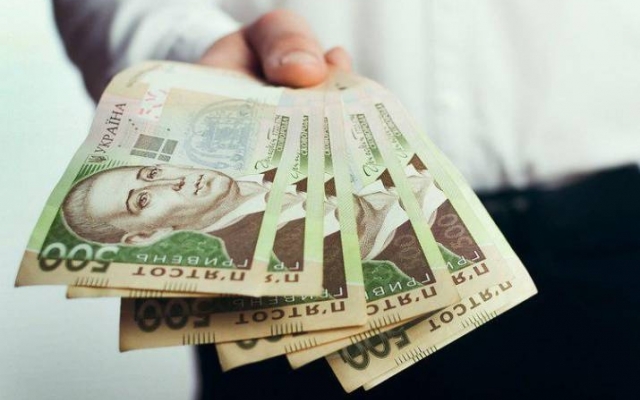 В Украине появилась масса 500-гривневых В Украине появилась масса 500-гривневых