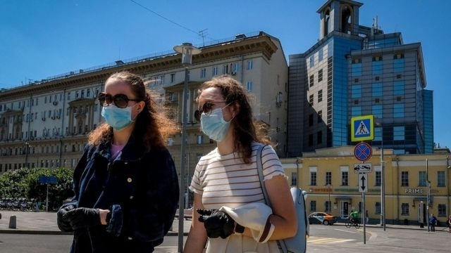 Глава МОЗ хочет штрафовать украинцев за отсутствие масок Фото № 0 Глава МОЗ хочет штрафовать украинцев за отсутствие масок Фото № 0