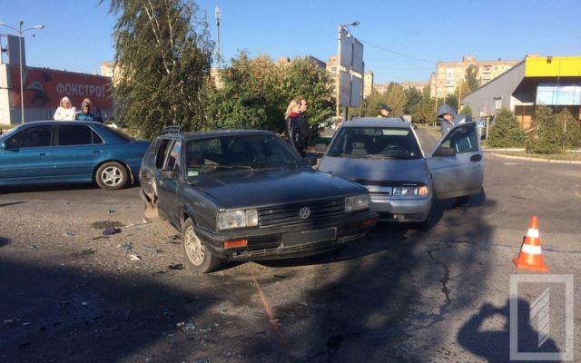 В тройном ДТП в Кривом Роге пострадала беременная девушка Фото № 5 В тройном ДТП в Кривом Роге пострадала беременная девушка Фото № 5