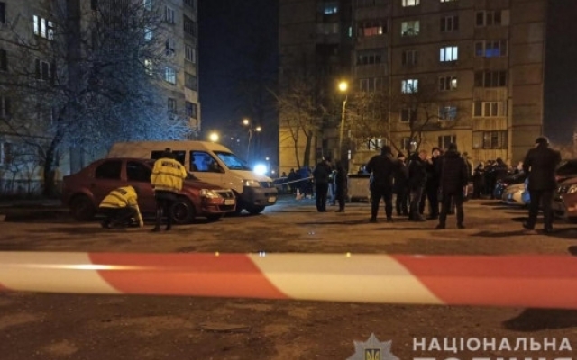В Харькове в своем дворе убит директор кладбища (ФОТО) Фото № 1 В Харькове в своем дворе убит директор кладбища (ФОТО) Фото № 1