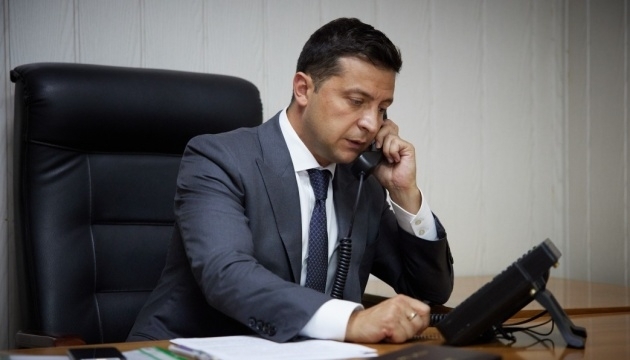 Владимир Зеленский похвастался, что стал первым политиком, поговорившим с преемником Ангелы Меркель Фото № 0 Владимир Зеленский похвастался, что стал первым политиком, поговорившим с преемником Ангелы Меркель Фото № 0