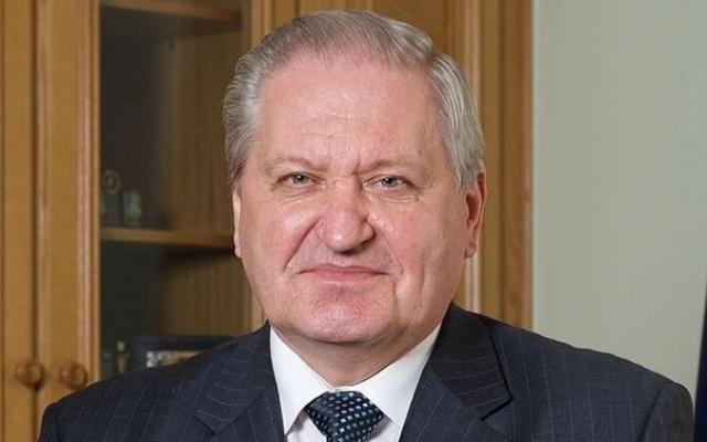 В Крыму от воспаления легких умер бывший украинский депутат и посол Украины Фото № 0 В Крыму от воспаления легких умер бывший украинский депутат и посол Украины Фото № 0