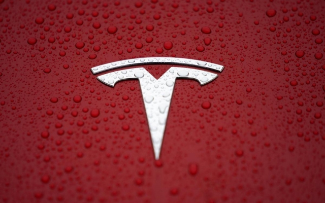 Водитель Tesla Model 3 установил рекорд, проехав за сутки 2781 километр Фото № 0 Водитель Tesla Model 3 установил рекорд, проехав за сутки 2781 километр Фото № 0