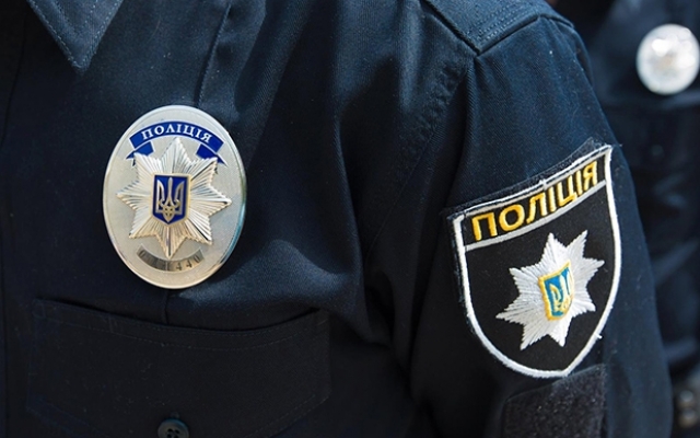 Полицейские-насильники: адвокат пострадавшей рассказал об угрозах убийства, если девушка расскажет об изнасиловании Фото № 0 Полицейские-насильники: адвокат пострадавшей рассказал об угрозах убийства, если девушка расскажет об изнасиловании Фото № 0