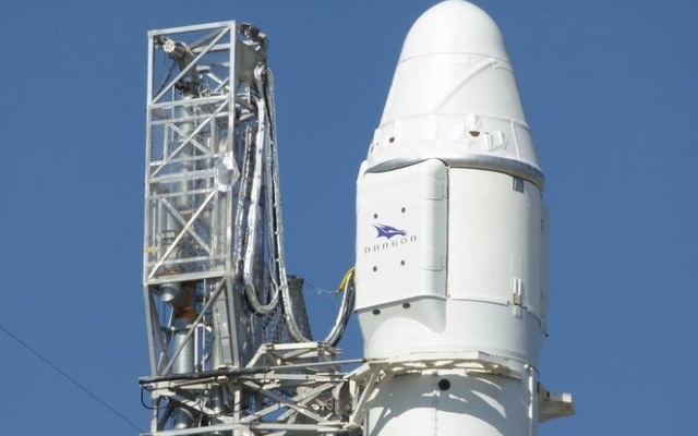 На Землю вернулся космический грузовик Cargo Dragon от SpaceX Фото № 0 На Землю вернулся космический грузовик Cargo Dragon от SpaceX Фото № 0